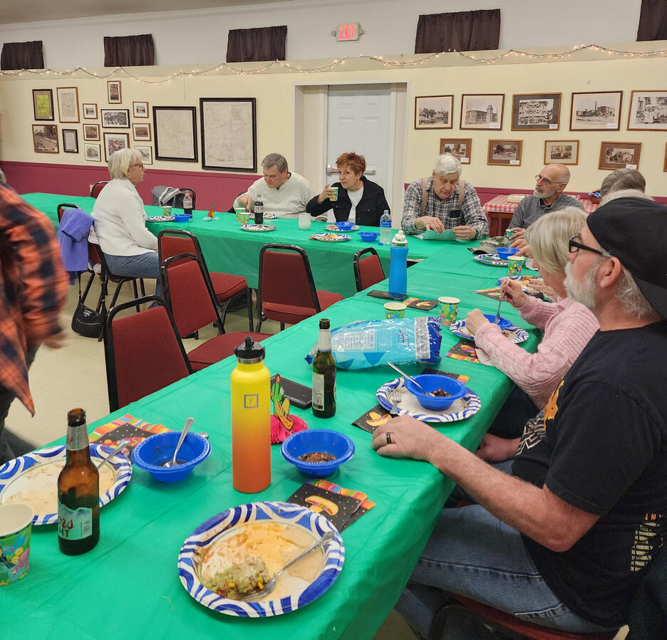 Community Pot Luck!